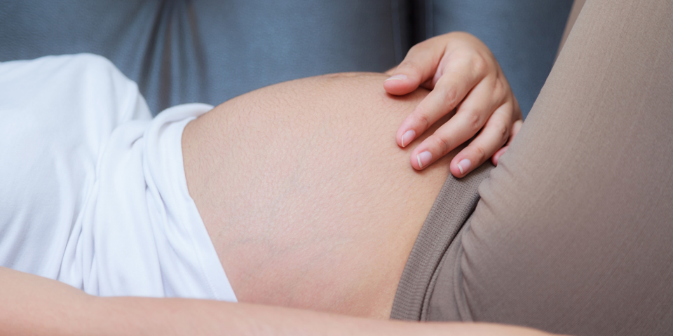 Et nyt forskningsprojekt, der har fået 25 millioner i forskningsmidler fra Novo Nordisk Fonden, vil etablere et unikt dansk diabetesfødselsregister for gravide med diabetes, deres børn og partnere. Projektet vil forbedre sundheden og behandlingen af denne patientgruppe. Stockfoto