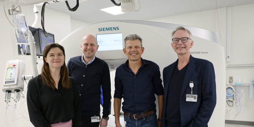 Anna Skat Nielsen, leder af OPEN, OUH & SDU’s fælles forskningsstøtteenhed; Christian Borbjerg Laursen, ledende overlæge på Lungemedicinsk Afdeling J; Ib Erik Jensen, cheflæge på Radiologisk Afdeling og Erik Jakobsen, cheflæge Hjerte-, Lunge og Karkirurgisk Afdeling T.