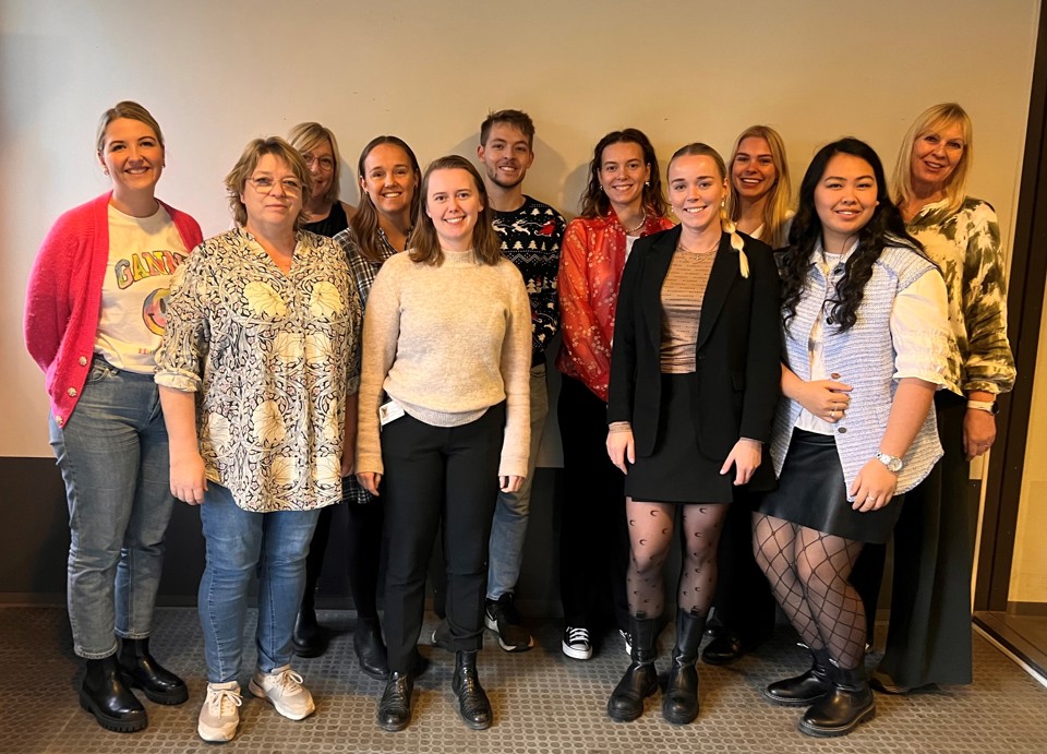 Gruppebillede af 11 forskere fra projektet.