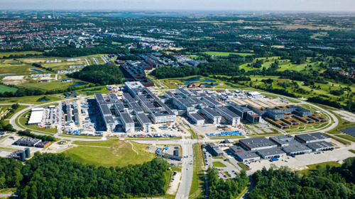 Dronefoto af byggeriet af det nye OUH - set fra hovedindgangen