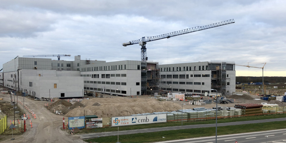 Behandlingsbygninger sydøst i december 2021