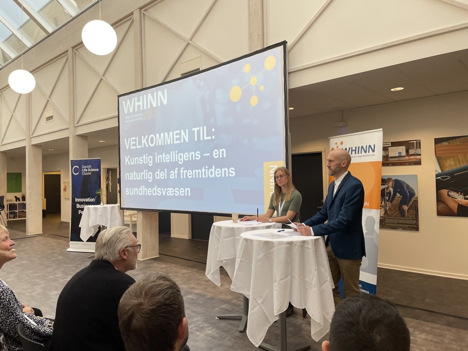 Peter Børker Nielsen og Anne Hagelskjær Skovlund byder velkommen til temadag om AI